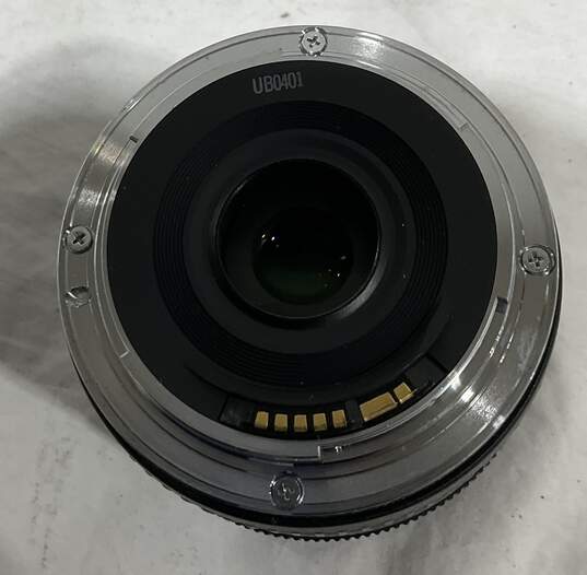 Canon EOS 650 Film Camera w/ Accessories image number 4