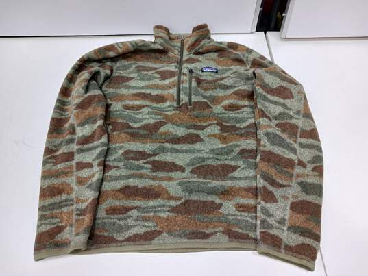 PatagoniGreen Camouflage Sweatshirt Mens Sz L image number 1