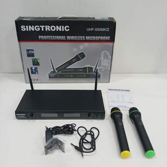 Singtronic Professional Wireless Microphone In Box image number 3