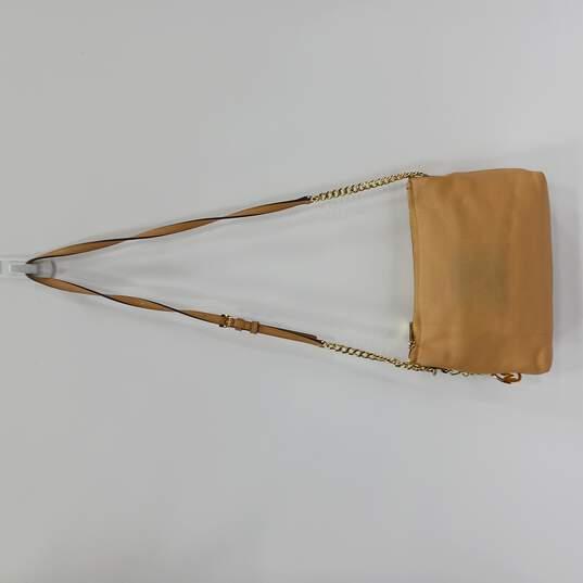Buy the Michael Kors Jet Set Chain Shoulder Bag Purse
