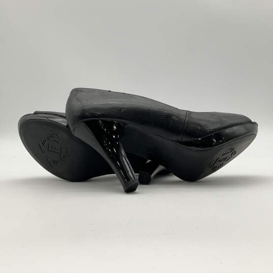 Womens Black Leather Peep Toe Classic Slip-On Stiletto Pump Heels Size 8M image number 5