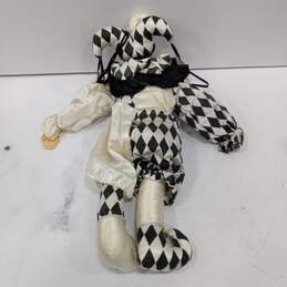 Brinn's Limited Edition Clown Musical Porcelain Doll alternative image