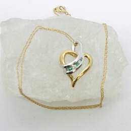 10K Two Tone Gold 0.04 CTTW Diamond & Emerald Heart Pendant Necklace 2.9g