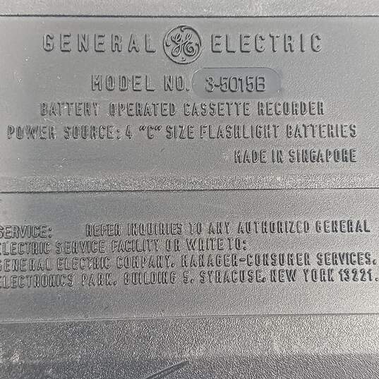 Vintage General Electric Cassette Player/Recorder image number 3