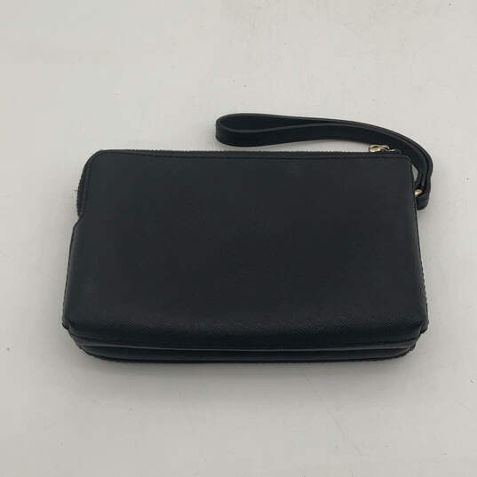 Womens Black Leather Inner Pockets Gold Hardware Wristlet Wallet image number 2
