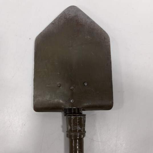 U.S. Military Folding Spade Shovel image number 4