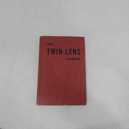 The Twin Lens Camera Book w/ Photography Magazines alternative image