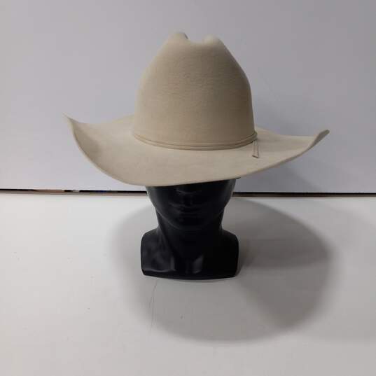 Wrangler 5X Beaver Beige Genuine Lamb Skin Hat Size 7 1/8 image number 1