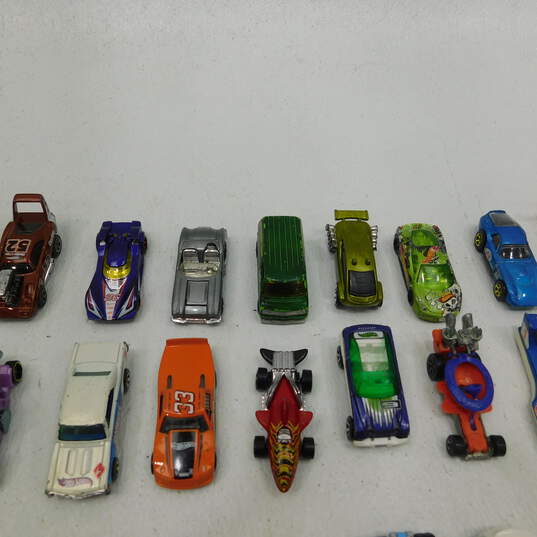 Buy the Mixed Lot Of Die Cast Cars 1990s 200s 60 Plus Hot Wheels Match ...
