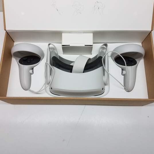 Meta Oculus Quest 2 64GB Standalone VR Headset - White - IN BOX image number 2
