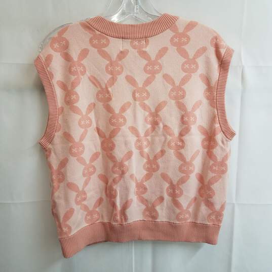 Pink bunny print sweater vest women's M image number 2
