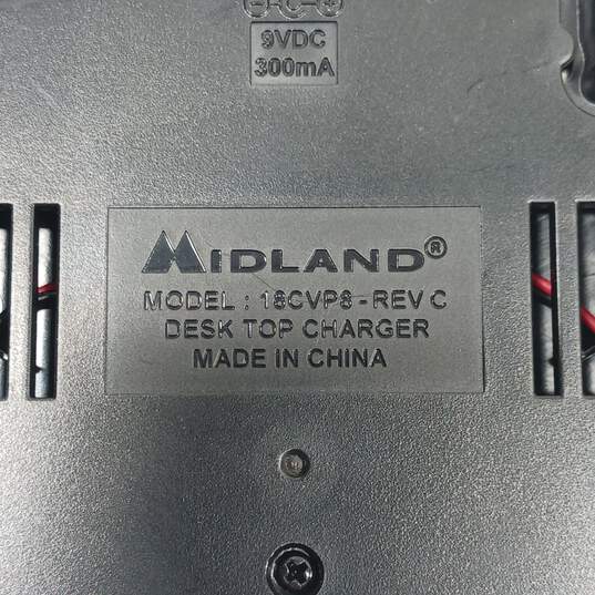 Pair of Midland GXT 18CVP8-REV C Walkie Talkies w/ Charging Dock image number 8