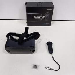 Gear VR Googles W/ Controller