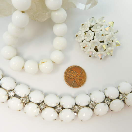 Vintage & Japan Silvertone White Milk Glass Beaded Necklace Rhinestones & Cabochons Bracelet & Aurora Borealis Crystal Flowers Brooch 119.5g image number 6