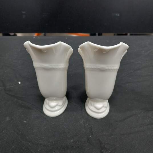 Set of 2 Small Lenox Ivory Colored Cornucopia Vases image number 2