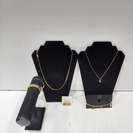7 pc Assorted Gold Tone Jewelry Bundle