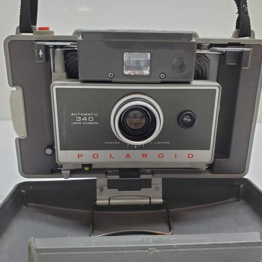 Vintage Polaroid Automatic 340 Land Camera For Parts/Display image number 2