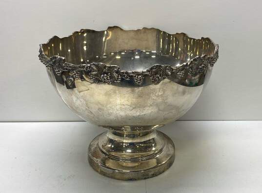 BSC Pedestal Punch Bowl Grapevine Rim Design 12.5 in Tall with Ladle image number 4