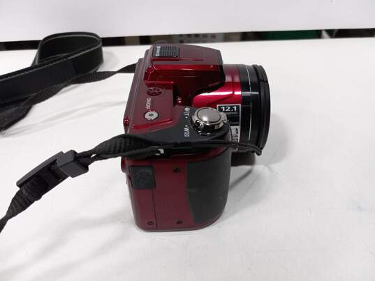 Nikon Coolpix L110 15x Optical Zoom Wide Red Camera image number 6