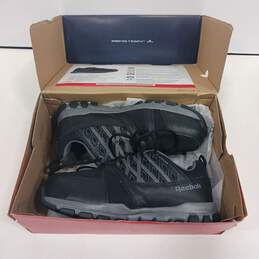 Men's Reebok Black Running Shoes Size 6 in Box