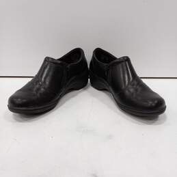 Clarks Collection Soft Cushion Leather Upper Side Zip Black Comfort Shoes Size 9 alternative image