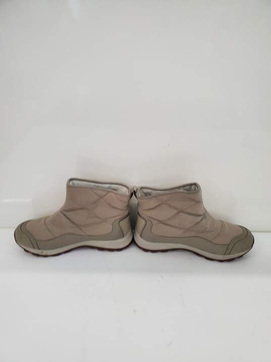 Keen Women's Terradora II Wintry Waterproof Boot Size-8.5 image number 2