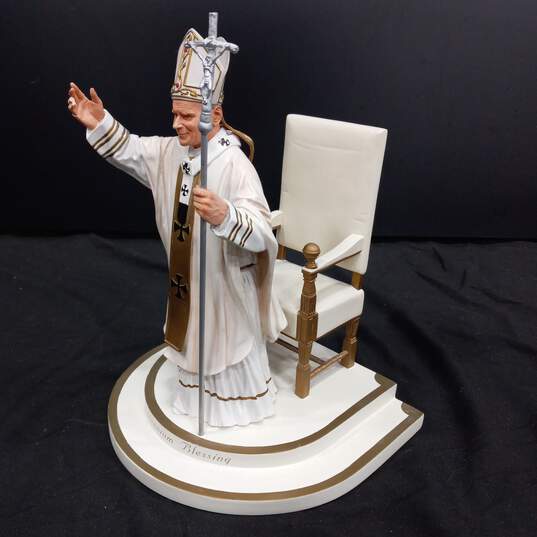 Millennium Blessing Pope Statue By Timothy Holter Bruckner image number 2