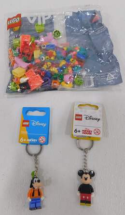 LEGO VIP Fun & Funky Pack Sealed LEGO Disney Mickey & Goofy Keychain Mixed Lot