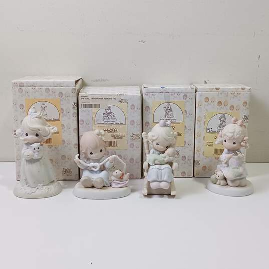 4 Piece Assorted Precious Moments Figurines W/Box image number 1