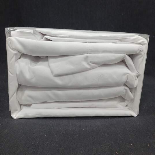 Malouf Woven Microfiber White Bedsheet Set IOB Universal Fit image number 9