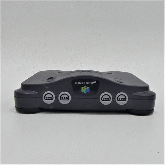 Nintendo 64 w/2 Games and One Controller image number 3