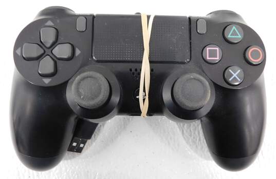 2 Used Dualshock 4 Controllers image number 2
