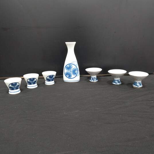 Set of 7 Vintage Sake Decanter & Cups image number 1