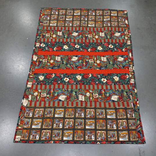 Handmade Christmas Floral Quilt - 65 L X 44.5 W Inches image number 2