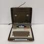 Royal Vintage Typewriter In Case image number 1