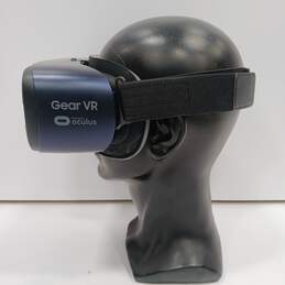 Samsung VR Gear Oculus Head Set alternative image