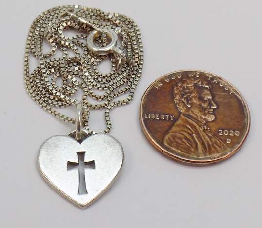 James Avery Sterling Silver Cross Cut Out Heart Pendant Necklace 3.5g image number 3