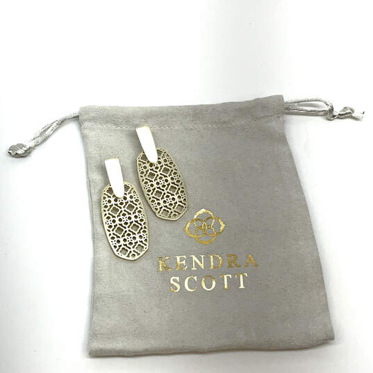 Designer Kendra Scott Gold-Tone Shiny Aragon Drop Earrings With Dust Bag image number 5
