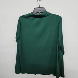 Green Long Sleeve Pleated Button Up Blouse alternative image