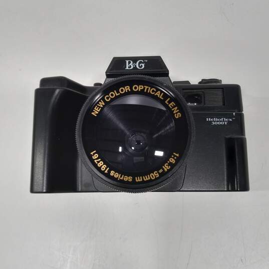 Vintage B&G Camera Helioflx 3000Twith Travel Case & Tripod Flash image number 3