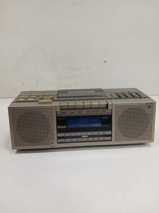RCA Premier Series Stereo FM/AM Clock Radio/ Cassette Recorder Model RP-3855 image number 1