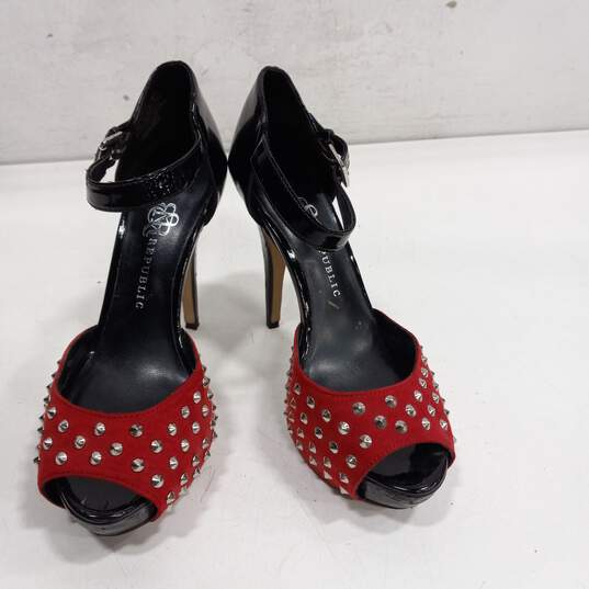 Rock Republic Women's Red & Black High Heels Size 7.5 image number 1