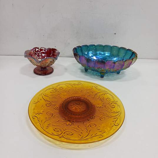Bundle of 3 Vintage Colorful Carnival Indiana Glass Dishes/Trays image number 1