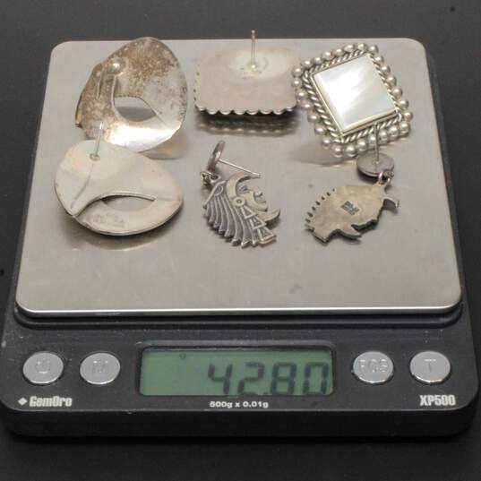 Assortment of 3 Pairs Taxco Sterling Silver Earrings - 42.80g image number 5