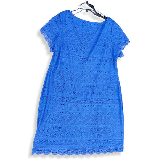 NWT Womens Blue Lace Short Sleeve Knee Length Shift Dress Size 18W image number 2