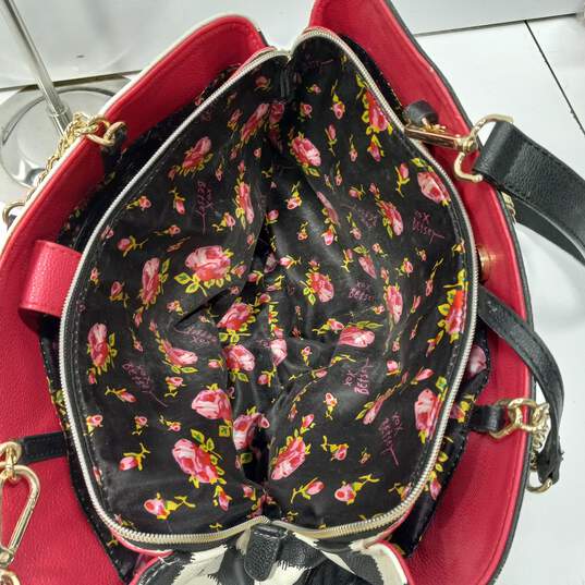 Betsy Johnson Black/White Stripe Shoulder Bag Handbag Satchel image number 3