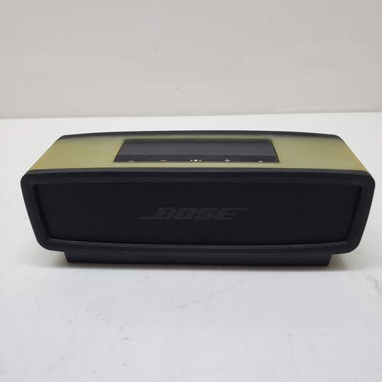 Bose SoundLink Mini Bluetooth Speaker with Carrying Case image number 2