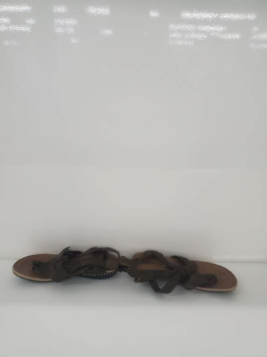 women Brown Merrell  Flats Size-6 used image number 3