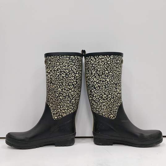 Vera Bradley Women's Black and White Rubber Rainboots Size 7 image number 2