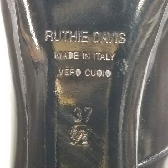 Davis By Ruthie Davis Italy Black Patent Leather Peep Toe Pump Gold Heels Shoes Size  37.5 image number 8